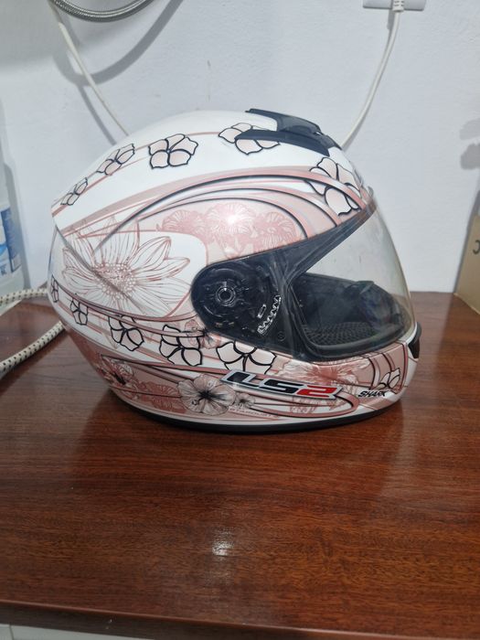 Capacete shark LS2