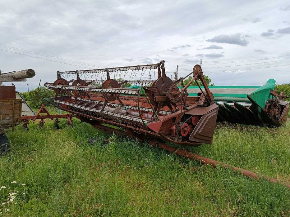 Комбайн ДОН 1500А, 3 жатки