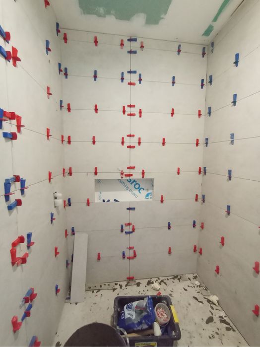 Prestação de serviços, biscates e reparação obras em  geral, Ladrilhos/ Azulejos, Pinturas, lavagem de telhados e muito mais.