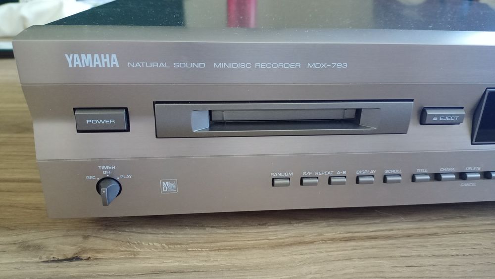 Yamaha MDX-793 Minidisc Recorder/ Natural Sound (cena z wysyłką)