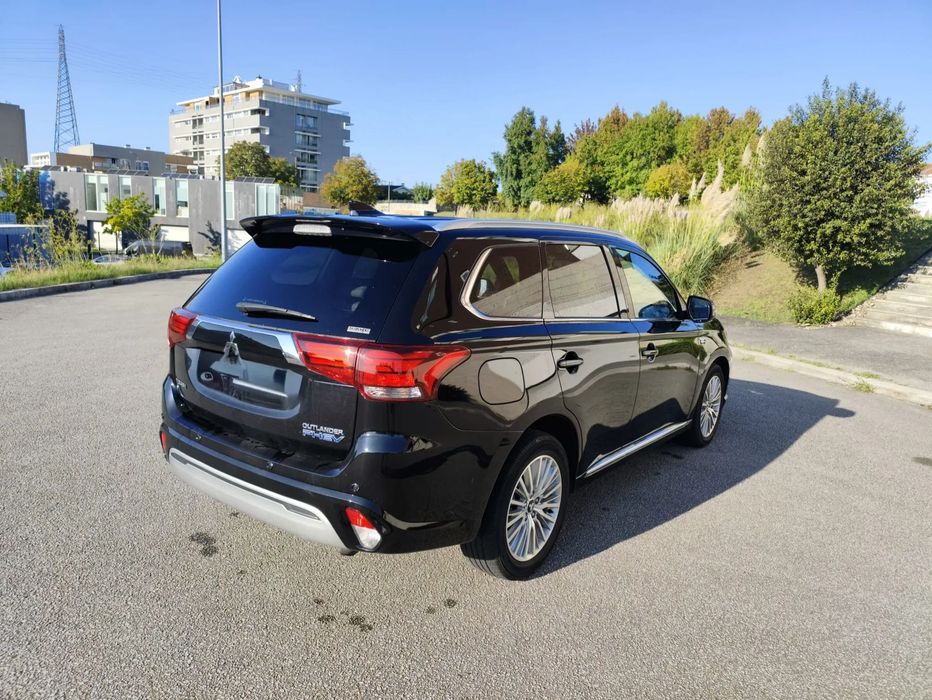 Mitsubishi Outlander 2.4 Instyle