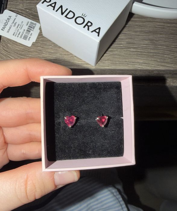 Сережки "Червоне серце" Pandora