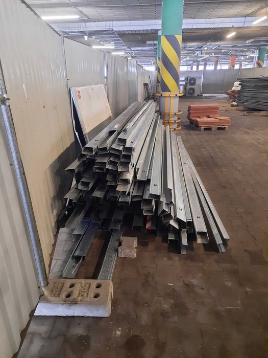 Profil ścienny CW 100 4m 2m użyte raz