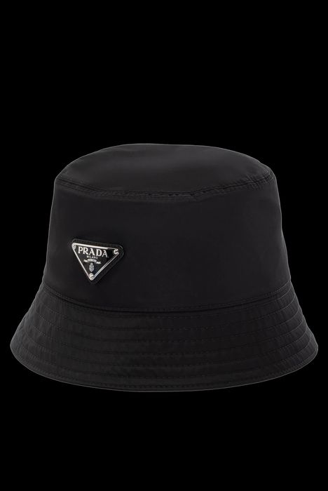 PRADA Панама з поліаміду жіноча чорна