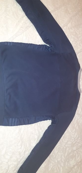Кежуальная кофта от Adidas.