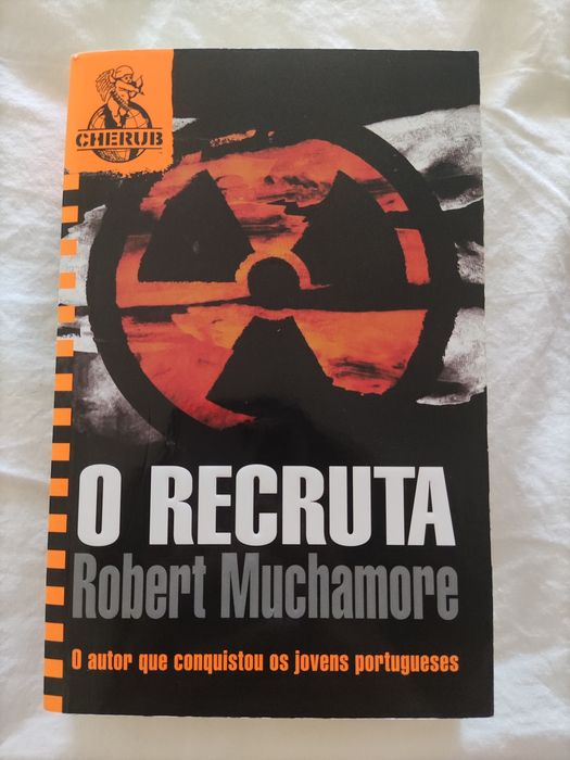 Livros coleção CHERUB de Robert Muchamore