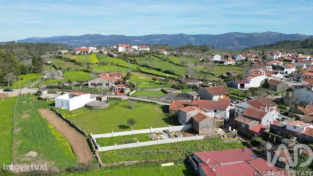 Casa / Villa em São Miguel, Santa Eufémia e Rabaçal de 70 m2