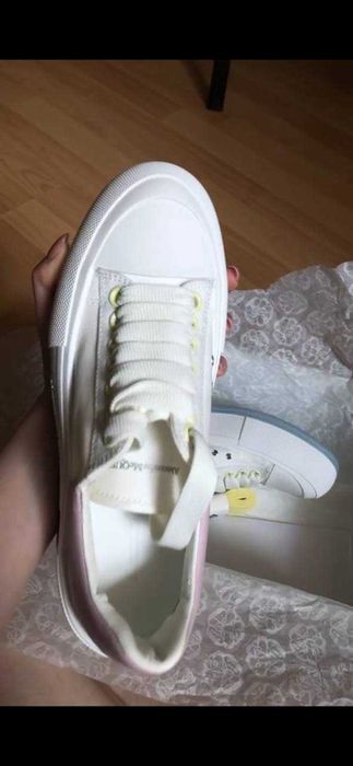 Оригінальні кеди Alexander McQueen як нові