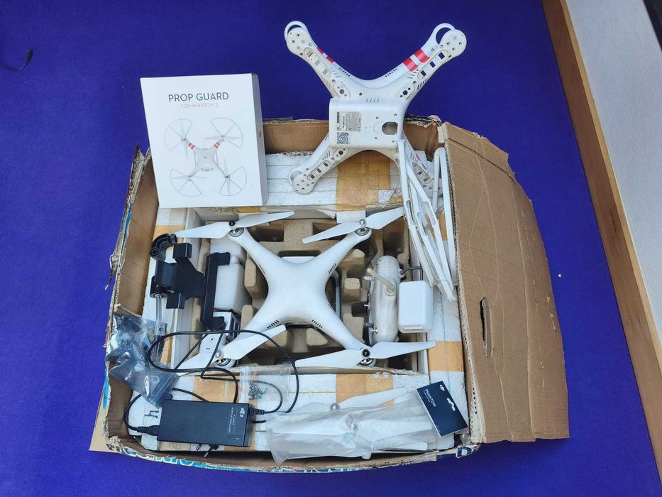 Drone DJI Phantom 2 Vision + (para peças)