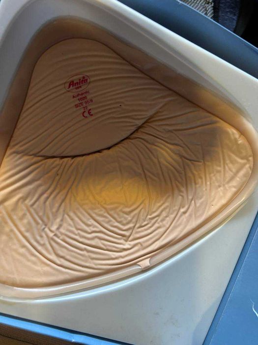 Силіконовий грудний протез Anita Care Authentic 1020X, розмір 8/95