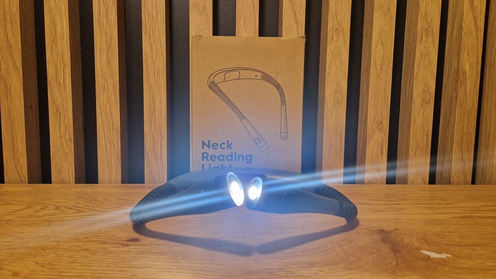 Lampka do czytania na szyję usb c