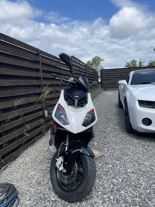 Скутер Derbi gp1 250 malossi