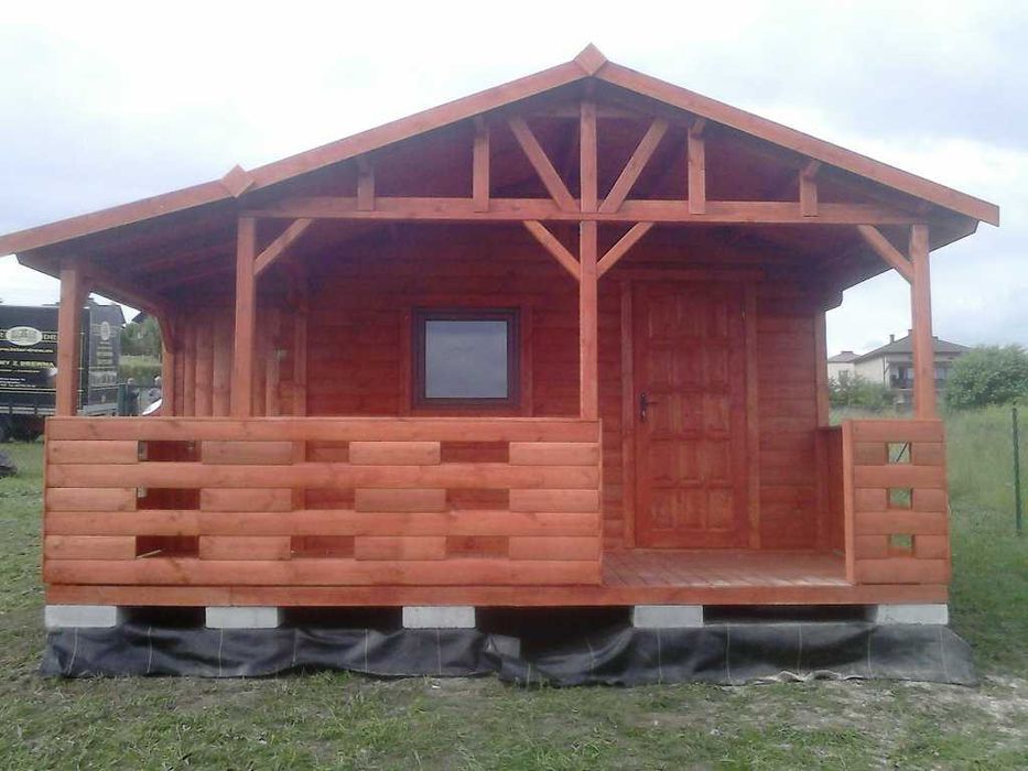 Domek letniskowy z komórką/domek odgrodowy/domek działkowy/drewniany