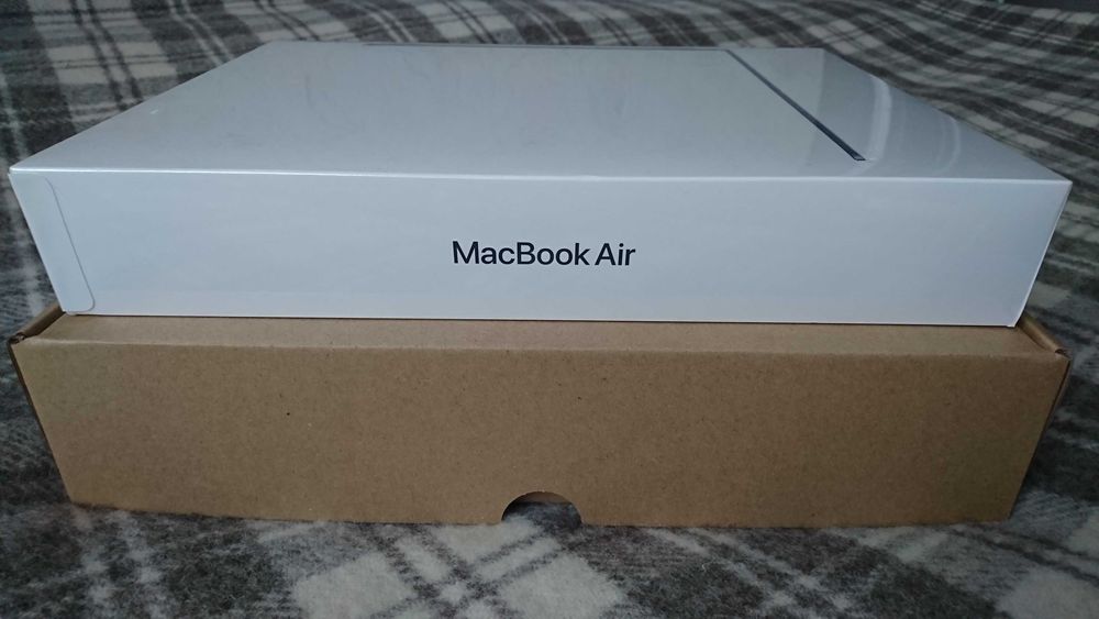 NOWY MacBook Air M2. Stan fabryczny! Gwarancja!