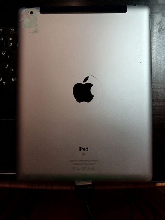 Обмін (продаж) терміноао. Легенда - IPAD 2 (2011 рік)