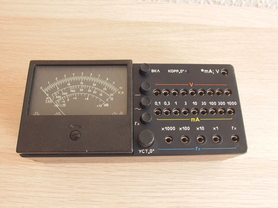 multimetr wskazówkowy pomiar napięcia prądu i rezystancji zsrr