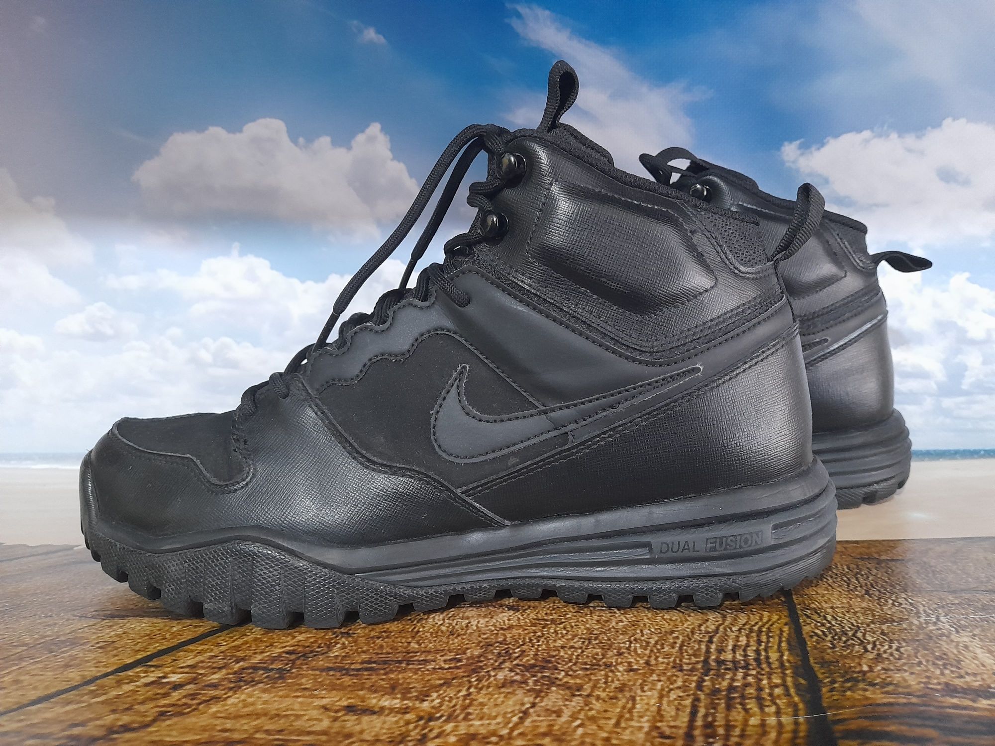 Nike Dual Fusion Hills Mid Leather 2 150 Olx
