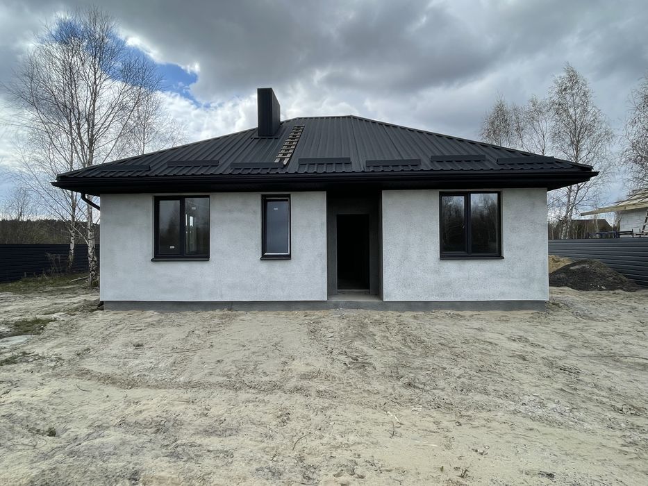 гарний просторий, комфортний будинок біля Луцьку