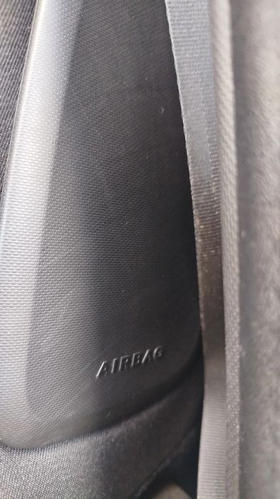 Airbag banco esquerdo RENAULT Twingo III (BCM_)