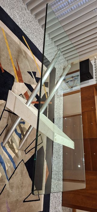 Mesa de sala pedra e vidro