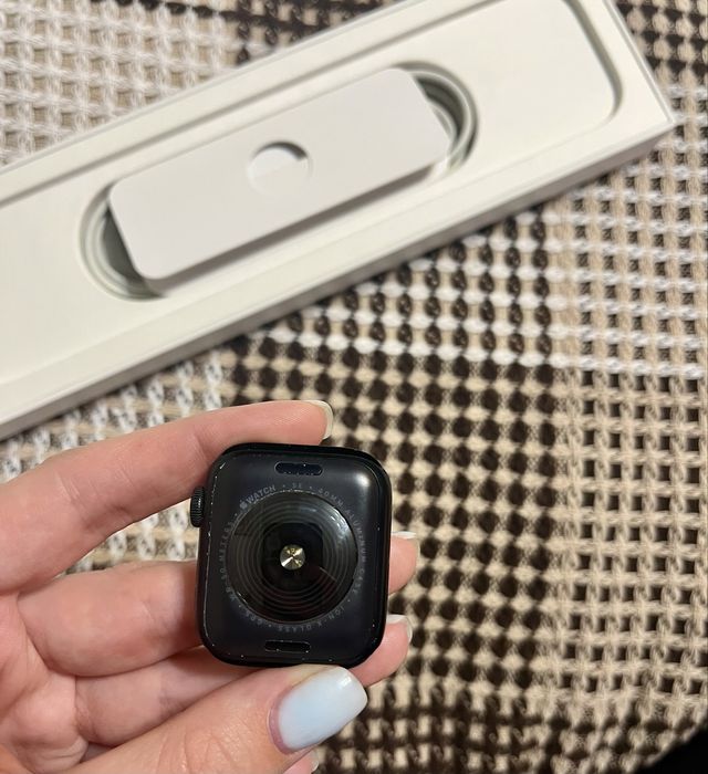 Apple watch SE 40мм