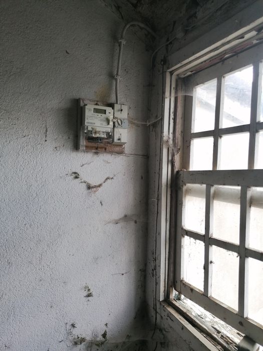 Casinha para reconstrução, às portas do Douro
