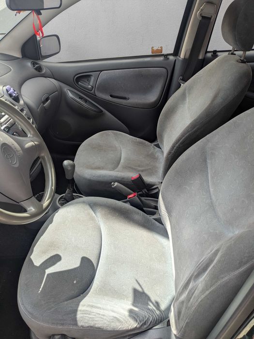 Vendo Toyota Yaris Sol