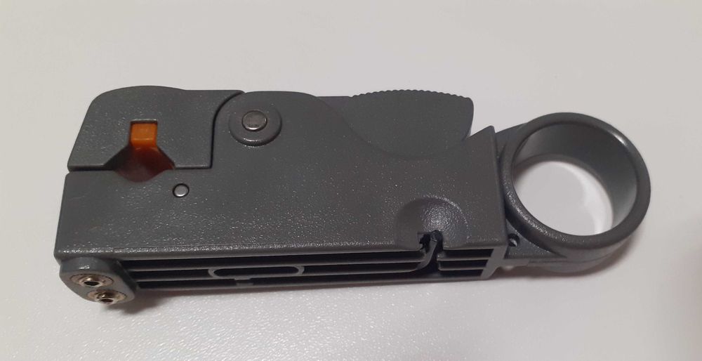 Coaxial Cable Stripping Tool435348205586370564