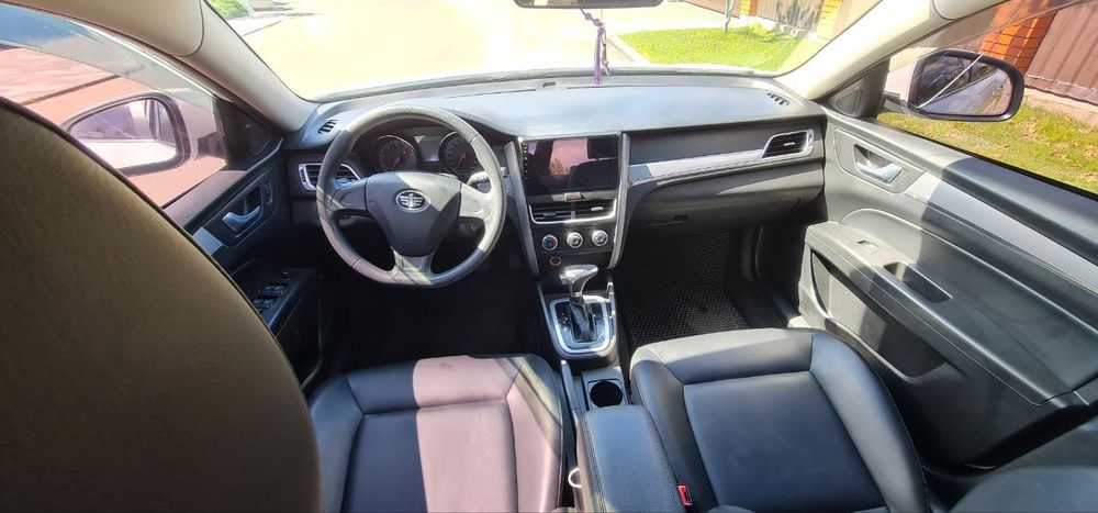 faw b30 автомобіль