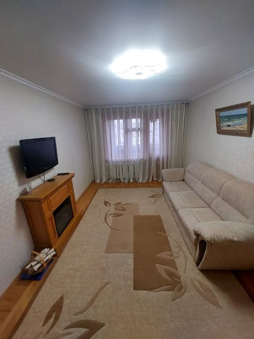 продаю 3 кімнатну квартиру  Центральний район сертифікат