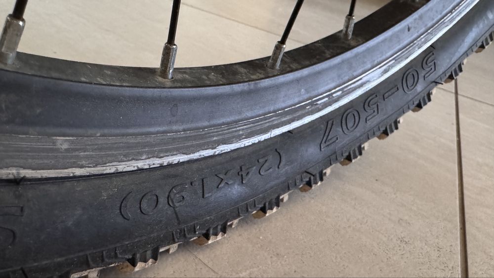 Rower mlodzieżowy Cross Level Replica 24 cale