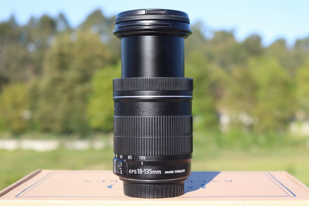 Canon EFS 18-135mm F/3.5-5.6 IS