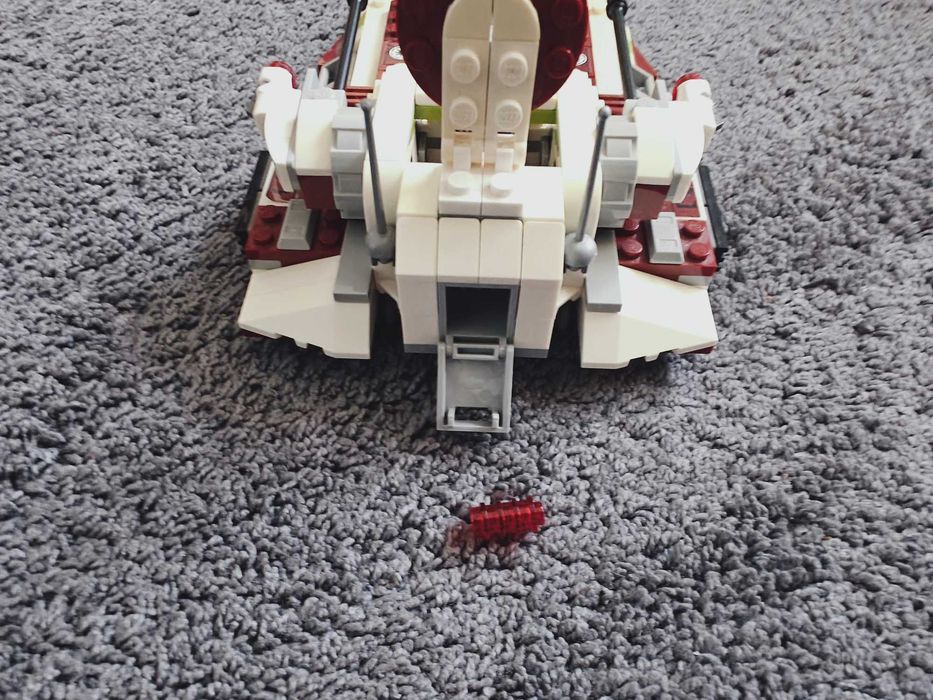 Lego Star Wars 75182 Republic Fighter tank (opis)