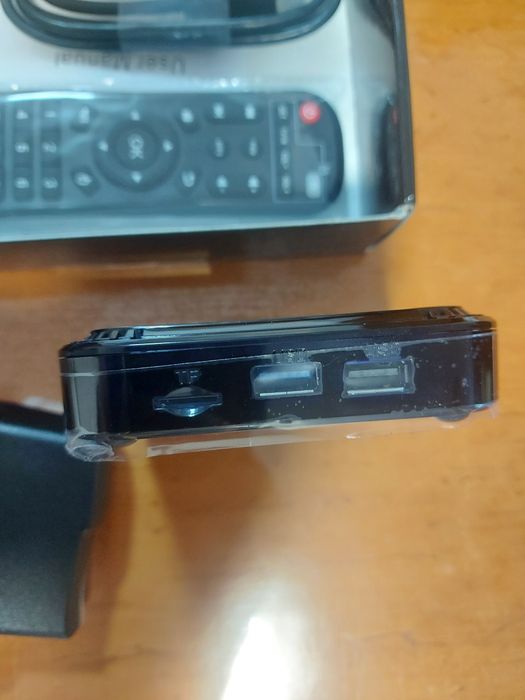 Hk1  RBOX  .idealne jako  smart