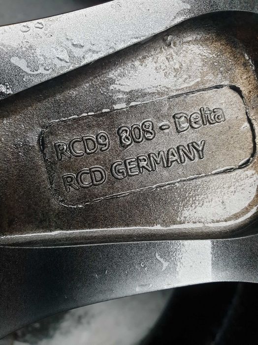 Felgi aluminiowe Rc Design 18" 5x120 8j et45 Bmw Opel Vw itp.