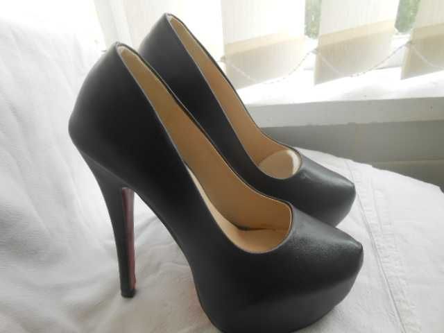 Мешти жіночі 36 розмір