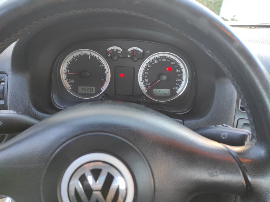 VW Bora  1.9 TDI
