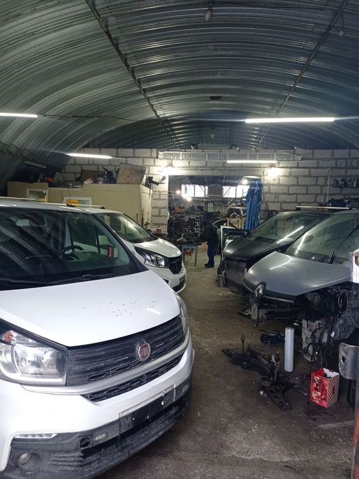 Розборка Шрот Запчастини Рено Трафік 3 Віваро Таленто 1.6 dci