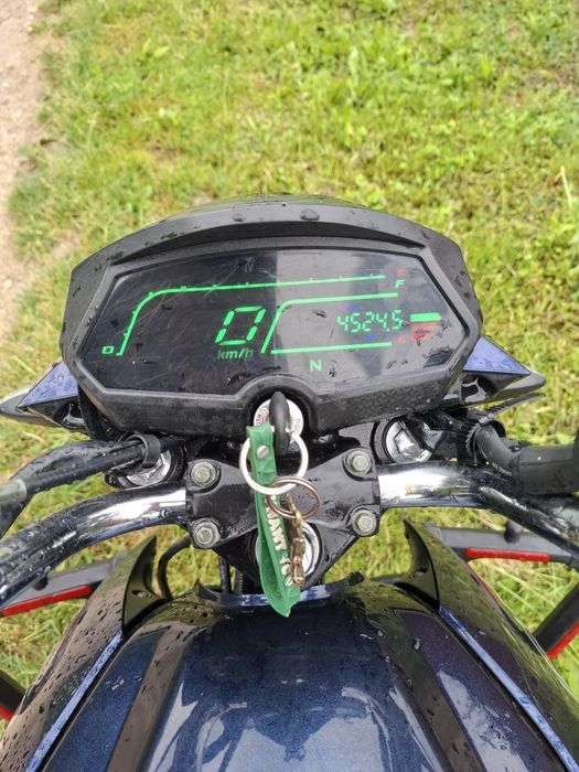 Продам мотоцикл Lifan 150