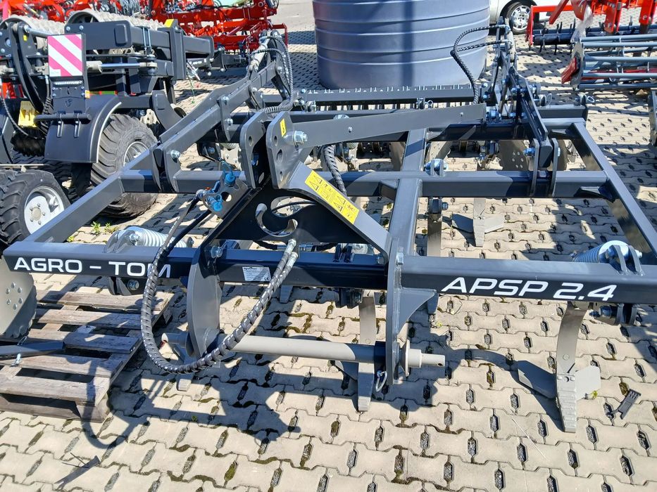 Agro-tom APSP 2.4  Agregat bezorkowy (bezorkowiec)