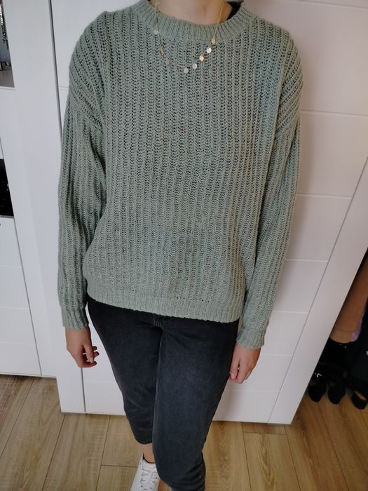 miętowy sweter oversize S house pleciony z dzianiny akrylowy