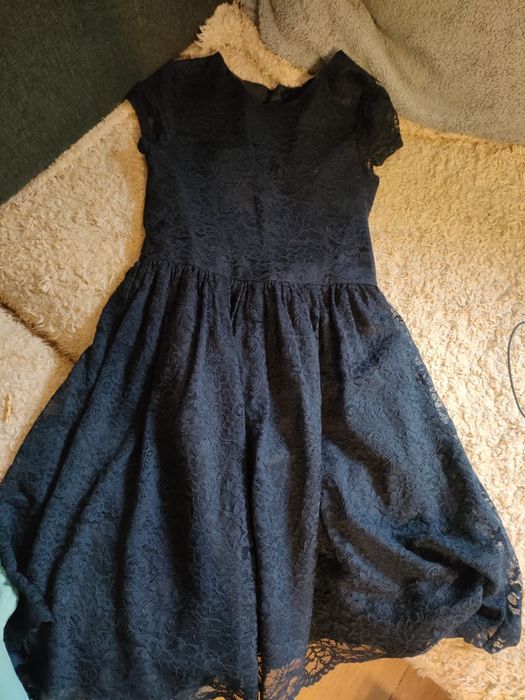 Sukienka rozmiar 152