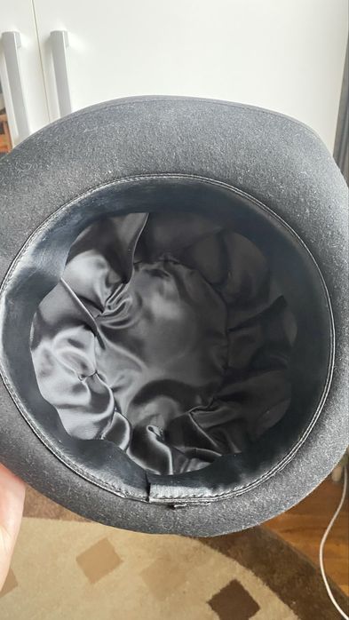 Женская шляпа из качественного фетра