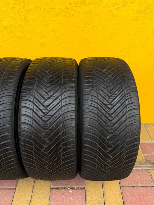 Шини Резина 225.45 R18 Hankook Зима