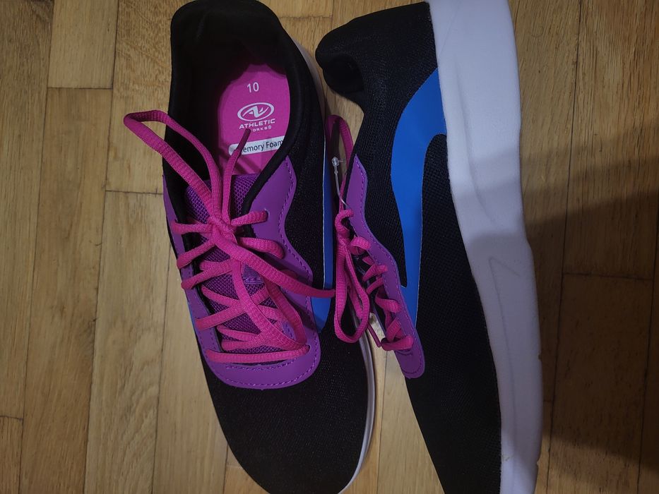 Продам кросівки Athletic works