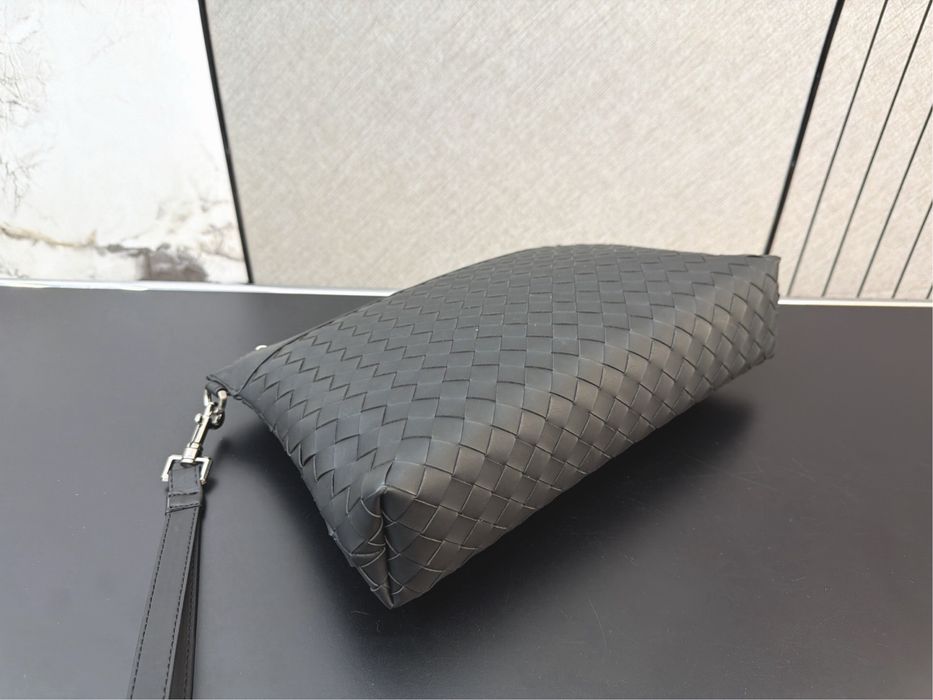 Мужская кожаная сумка клатч bottega veneta чоловіча сумка клатч ботега