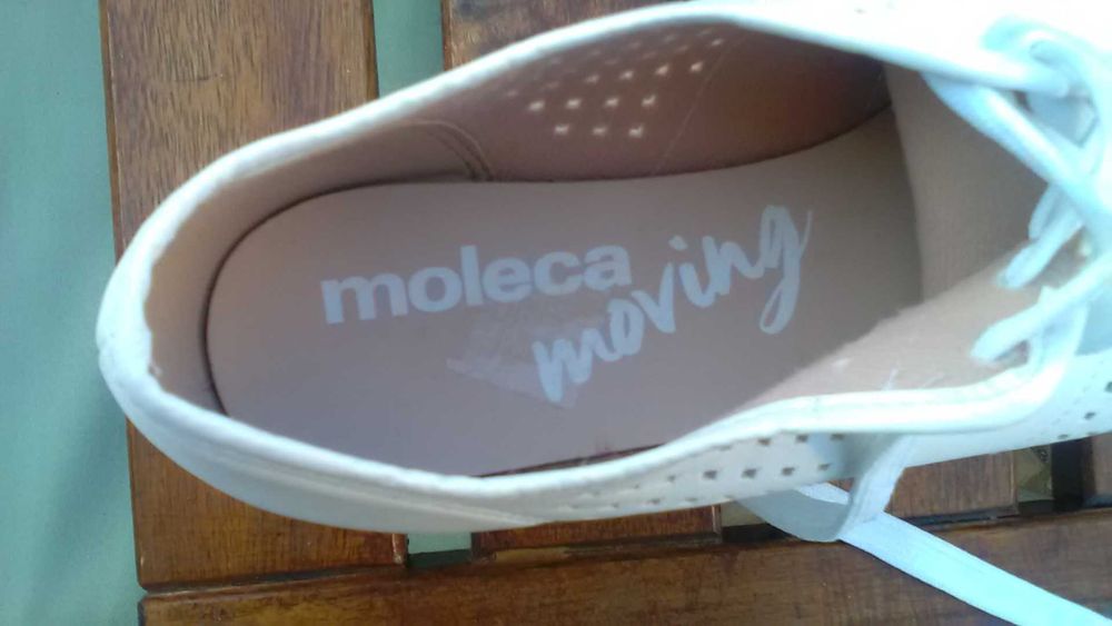 Sapatos marca Moleca
