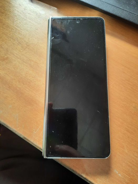 Samsung Galaxy Z Fold 5