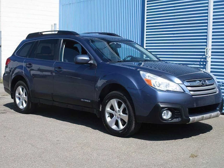 Subaru Outback Limited      2013