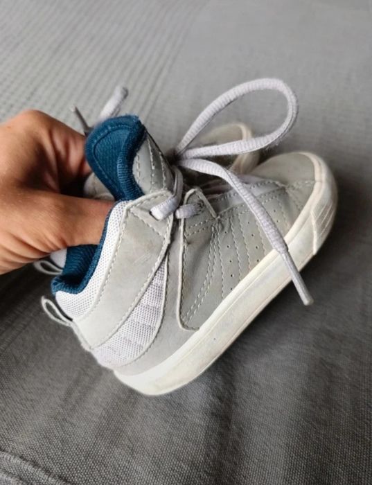 Adidas r. 23 buty za kostkę sneakersy